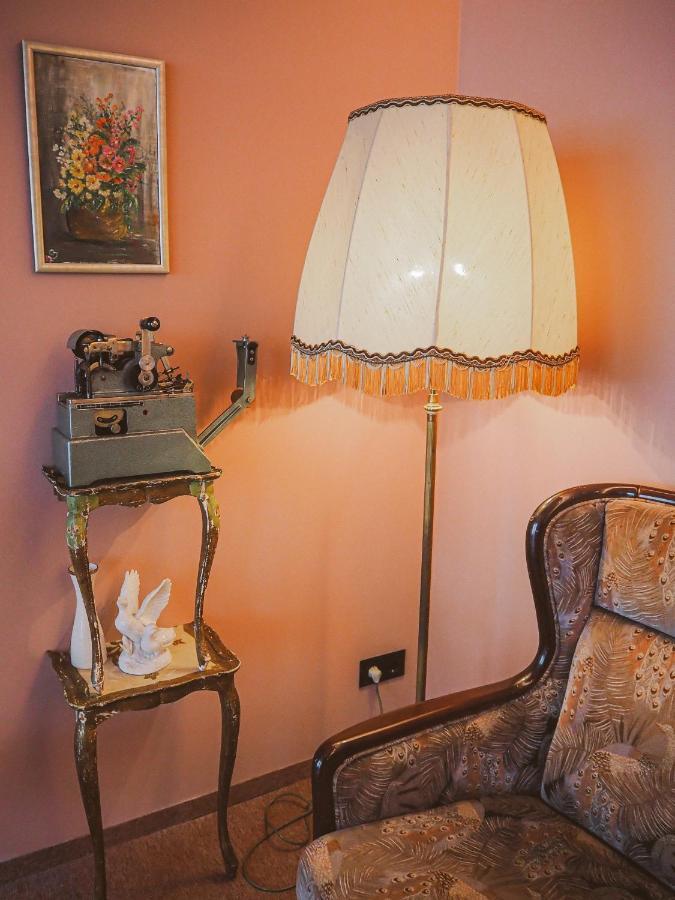 Tante Alma'S Muelheimer Hotel مولهايم ان الرور دير المظهر الخارجي الصورة